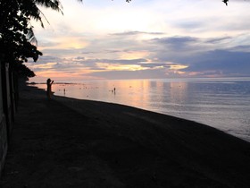 RedDoorz @ July's Haven Seaside Pension Camiguin