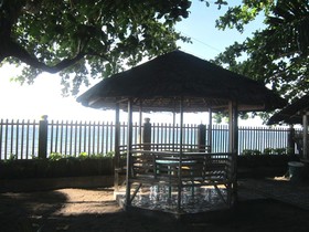 RedDoorz @ July's Haven Seaside Pension Camiguin