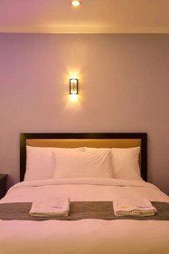 Maison Hotel