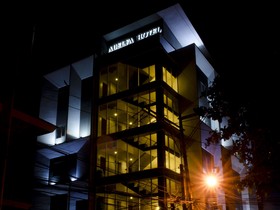 Adelfa Hotel