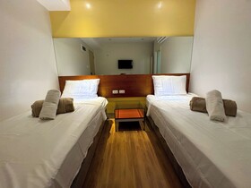 Almond Suites Cebu powered by Cocotel