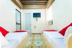Alt Complex by OYO Rooms