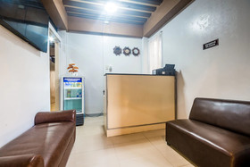 Alt Complex by OYO Rooms