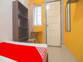 Barrio House Mactan by Oyo Rooms