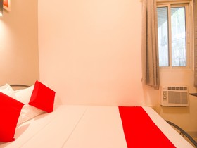 Barrio House Mactan by Oyo Rooms