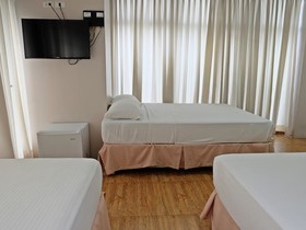 Capitol Central Hotel and Suites