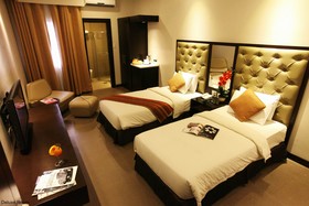 Castle Peak Hotel