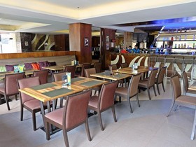 Castle Peak Hotel