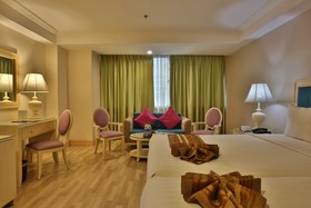 Crown Regency Hotel & Towers Cebu