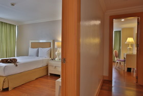 Crown Regency Hotel & Towers Cebu
