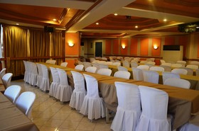 Elegant Circle Inn
