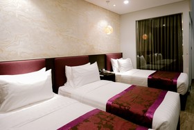Goldberry Suites And Hotel Cebu