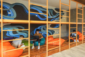 HQ Hostel