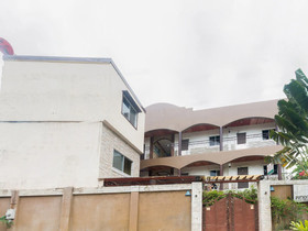 J & H Apartments by OYO Rooms