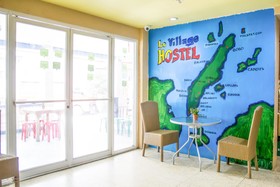 Le Village Guesthouse & Bar