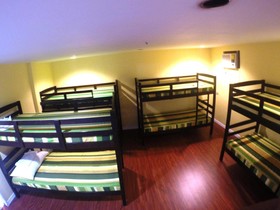 Le Village Hostel