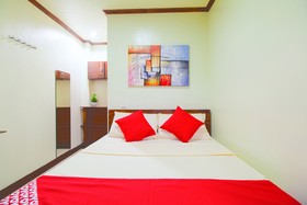 Lisa's Guesthouse by OYO Rooms