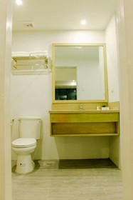 Mabolo Royal Hotel