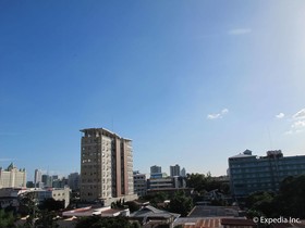 Metro Park Hotel