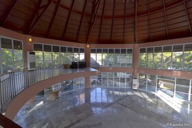 Parkside Cordova Reef Village Resort