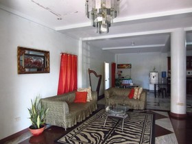 Pe're Aristo Guesthouse