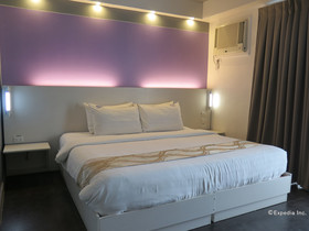 Pillows Hotel