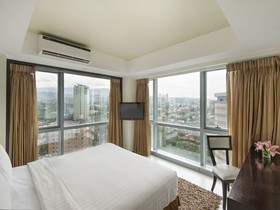 Quest Hotel & Conference Center Cebu