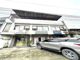 Sabaidee Suites by OYO