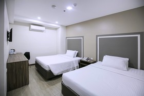 S Hotel & Residences