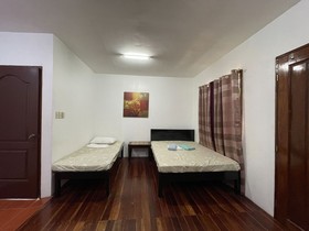 Southpoint Hostel And Restobar by OYO Rooms