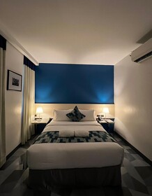 Stacia Hotel