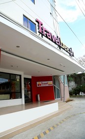 Travelbee Business Inn
