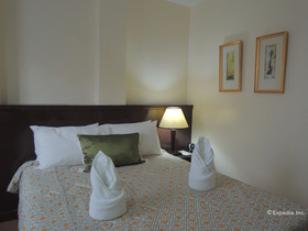 Days Hotel by Wyndham Cebu-Toledo