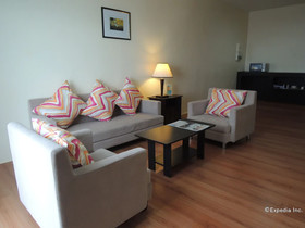 Days Hotel by Wyndham Cebu-Toledo