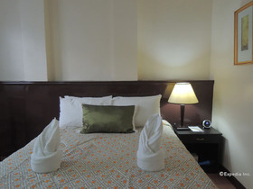 Days Hotel by Wyndham Cebu-Toledo