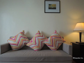 Days Hotel by Wyndham Cebu-Toledo