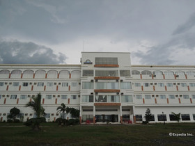 Days Hotel by Wyndham Cebu-Toledo