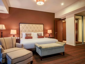 Joy Nostalg Hotel & Suites Manila