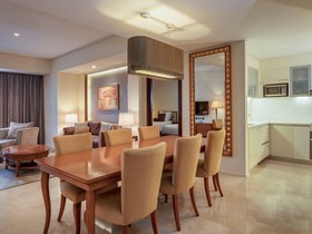 Joy Nostalg Hotel & Suites Manila