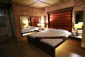 Victoria Court Suites