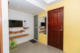 RedDoorz near Mckinley Hill Taguig City