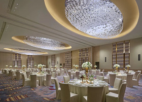 Shangri-La at the Fort Manila Serviced Residences