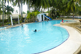 Estaca Bay Gardens Conference Resort