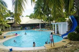 Estaca Bay Gardens Conference Resort
