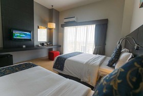Solea Seaview Resort
