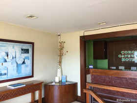 Coron Gateway Hotel & Suites