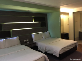 Coron Gateway Hotel & Suites