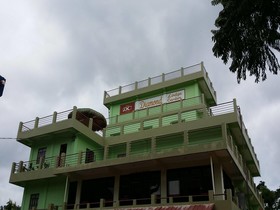 Diamond Lodge