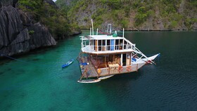 Paolyn Floating House Restaurant