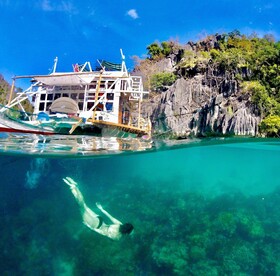 Paolyn Floating House Restaurant